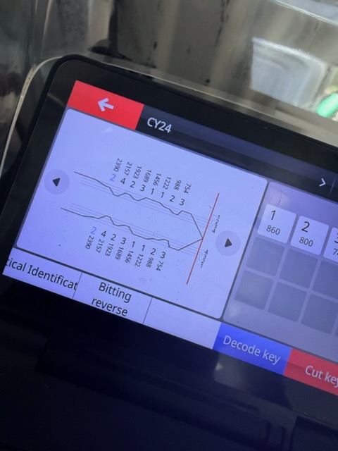 Key cutting machine showing key cuts data